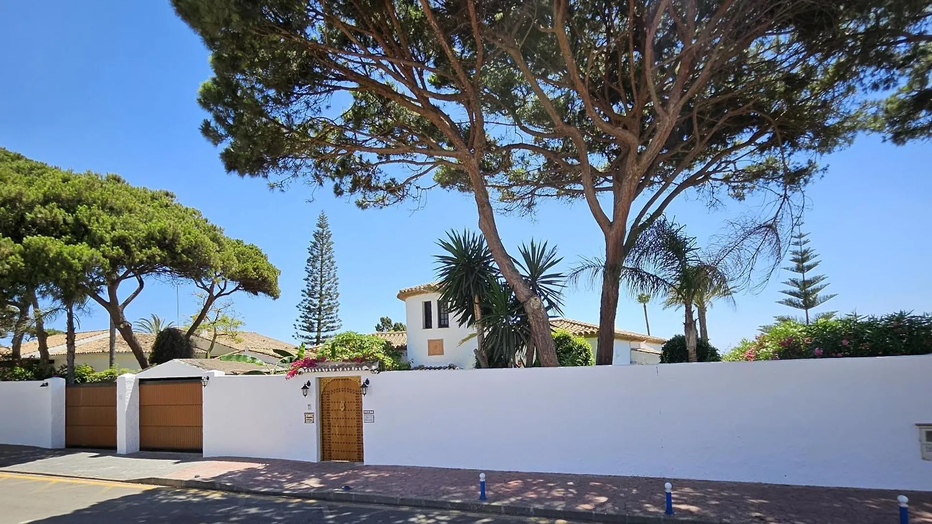 Andalusian Beach House Marbella Villa